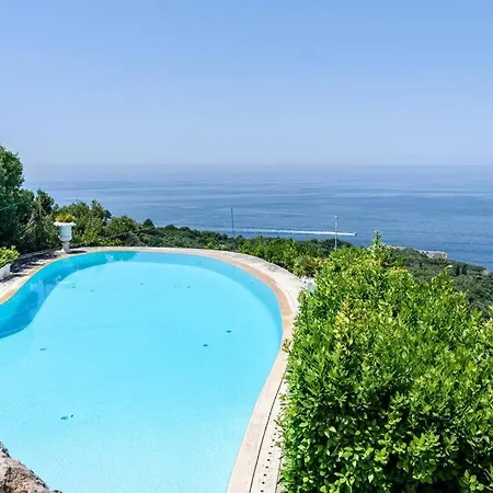 Gina - Infinity Pool - Capri Anacapri (Isola di Capri)